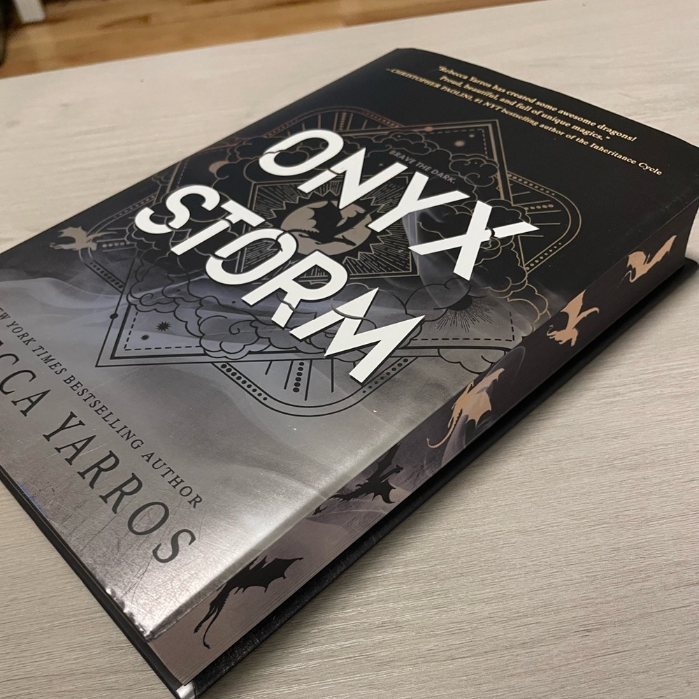 Onyx Storm Book by Rebecca Yarros